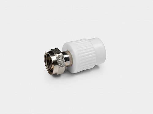 PP-R муфта комбинированная с накидной гайкой D20-1/2" КОНТУР